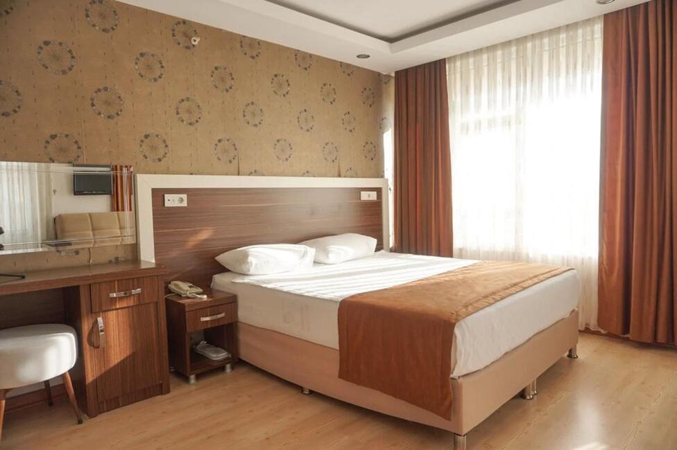 River Hotel مانافجات المظهر الخارجي الصورة