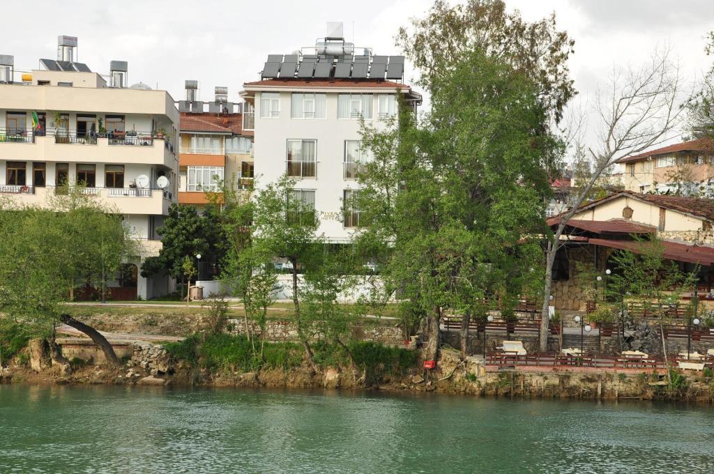 River Hotel مانافجات المظهر الخارجي الصورة