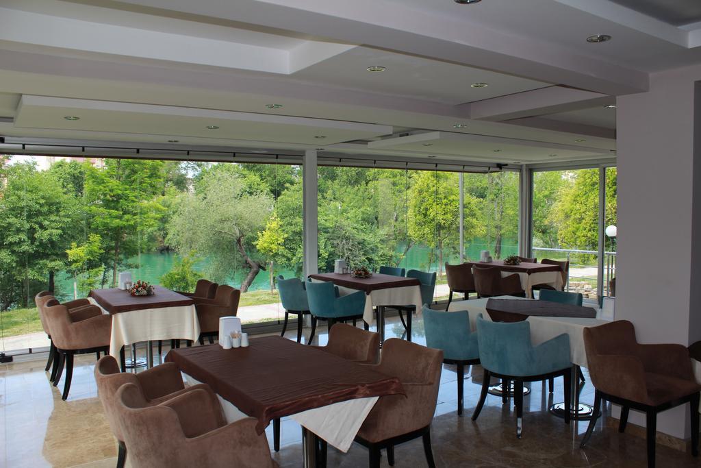 River Hotel مانافجات المظهر الخارجي الصورة